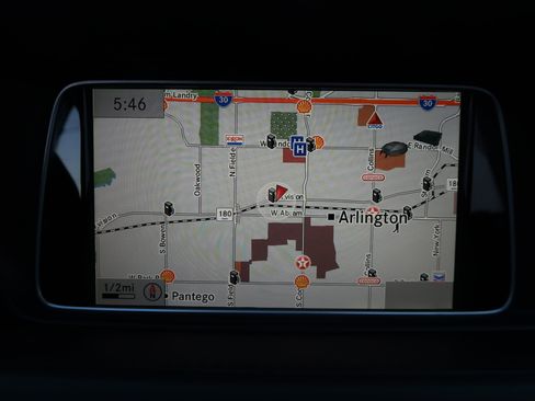 Used 2015 Mercedes-Benz E 400 4MATIC Sedan image 17