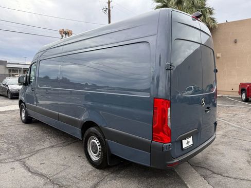 Used 2019 Mercedes-Benz Sprinter 170 image 3
