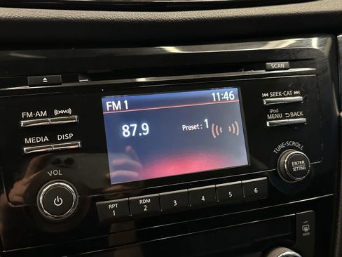 Used 2018 Nissan Rogue Sport SV AWD/4WD image 13