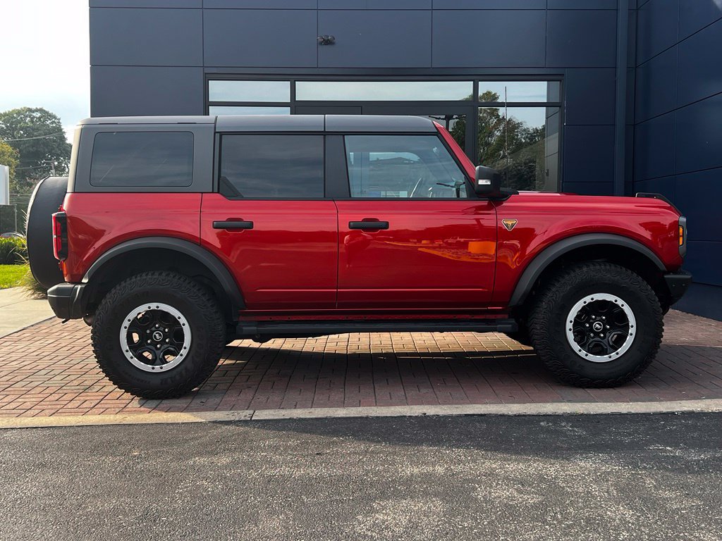 Used 2023 Ford Bronco Badlands AWD/4WD image 6