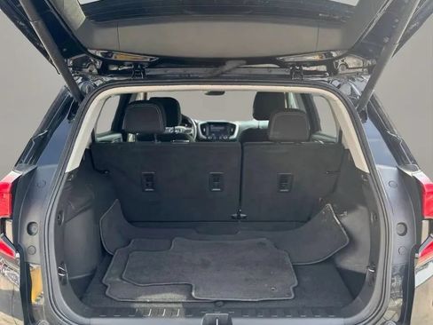 Used 2022 GMC Terrain SLE w/ Driver Convenience Package AWD/4WD image 20