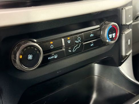 Used 2023 Ford F150 XLT AWD/4WD image 16