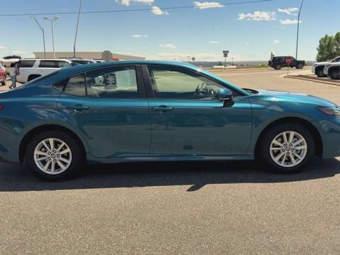 Used 2026 Toyota Camry LE FWD image 9