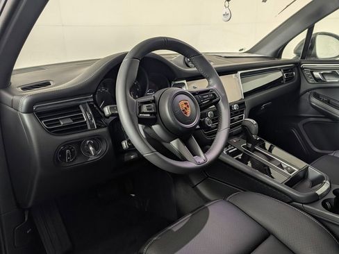 New 2026 Porsche Macan Turbo AWD/4WD image 4