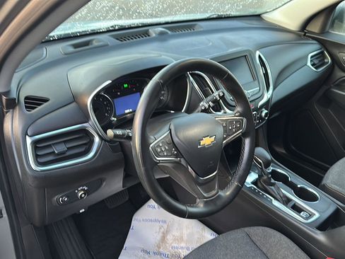 Used 2024 Chevrolet Equinox LT image 21