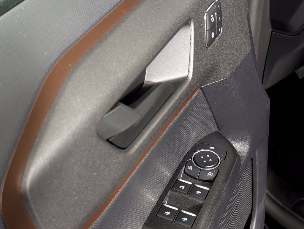 Certified 2025 Ford Bronco Sport Outer Banks w/ Outer Banks Tech Package+ AWD/4WD image 25
