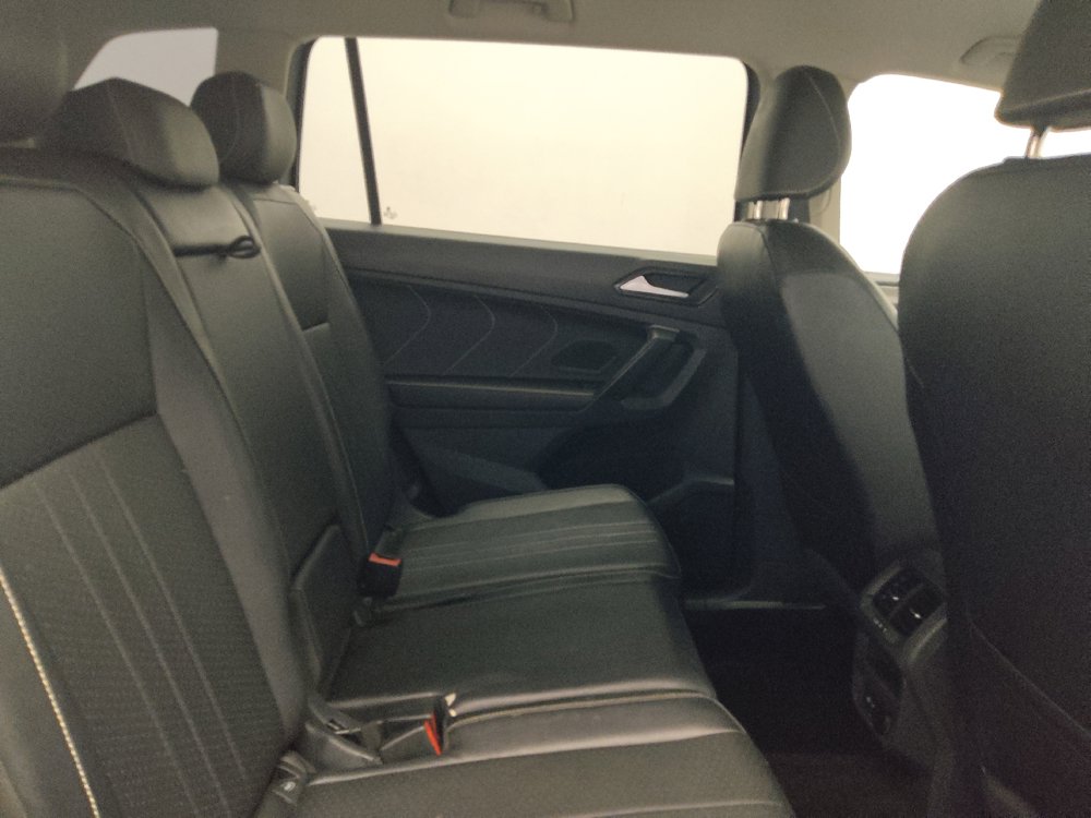 Used 2024 Volkswagen Tiguan SE FWD image 19