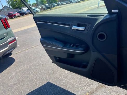 Used 2021 Chrysler 300 S w/ S Model Appearance Package RWD image 15
