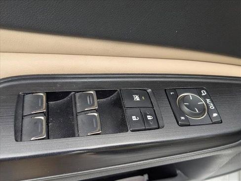 Used 2021 Lexus ES 350 w/ Premium Package image 9