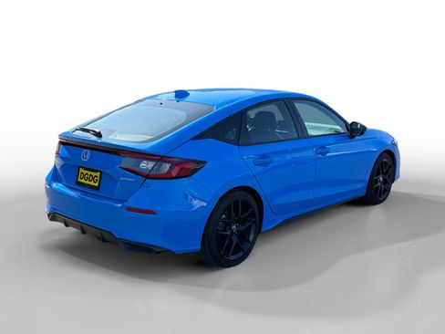 Used 2023 Honda Civic Sport image 5