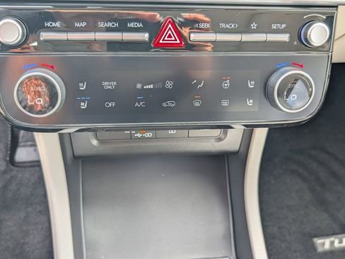 New 2026 Hyundai Tucson Limited AWD/4WD image 22