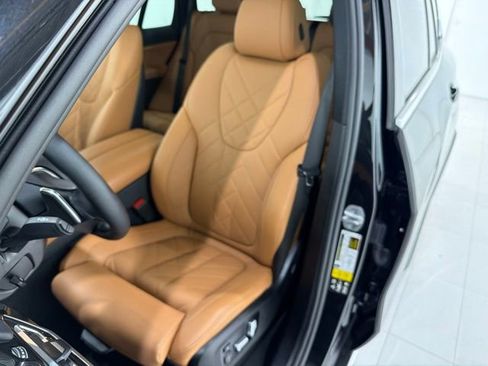 Certified 2023 BMW X5 xDrive40i w/ Premium Package AWD/4WD image 10