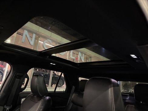 Used 2020 Ford Explorer ST w/ ST High-Performance Pack image 12