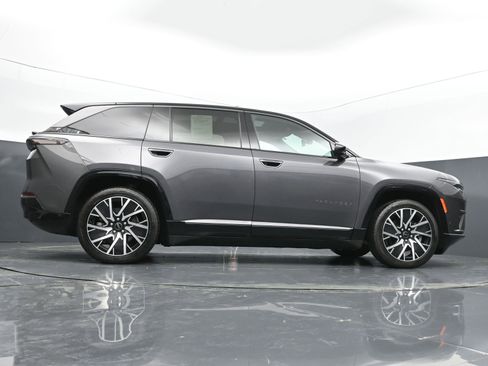 Used 2025 Jeep Wagoneer S Limited image 41