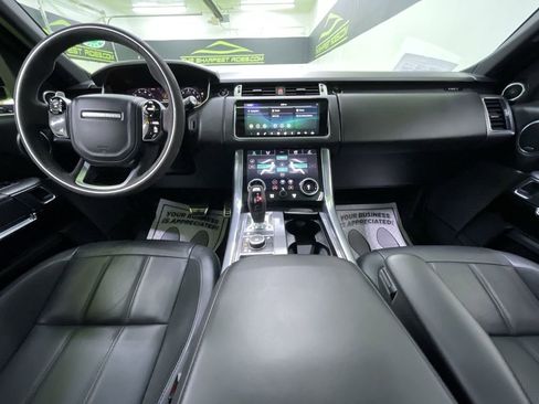 Used 2022 Land Rover Range Rover Sport HST image 18
