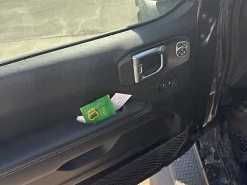 Used 2021 Jeep Wrangler Unlimited Sahara w/ Safety Group image 11