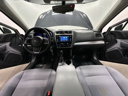 Used 2019 Subaru Outback 2.5i Premium image 20