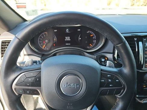 Used 2020 Jeep Grand Cherokee Limited X image 21