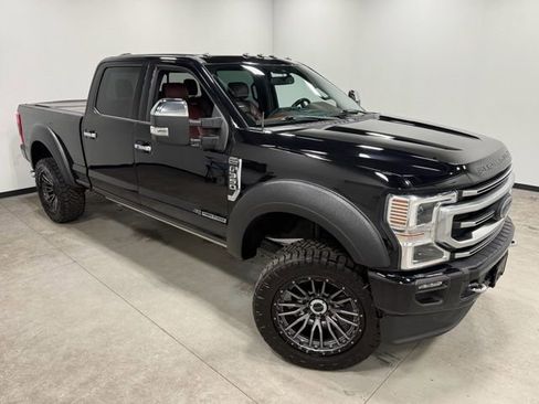 Certified 2022 Ford F350 Platinum w/ Snow Plow Prep Package AWD/4WD image 39