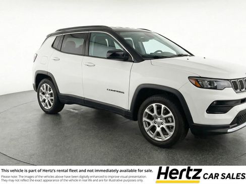 Used 2025 Jeep Compass Limited AWD/4WD image 1