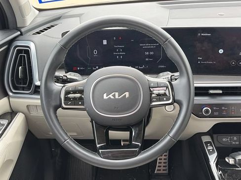 Used 2024 Kia Sorento SX FWD image 17