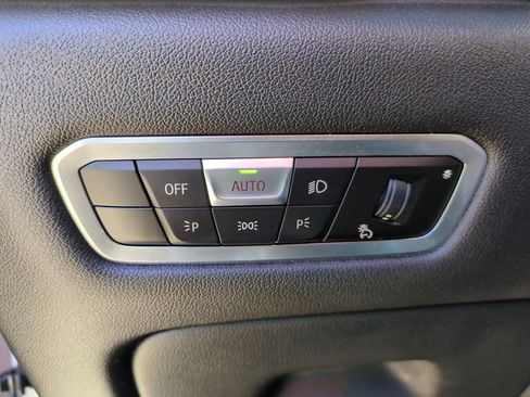 Used 2023 BMW X5 xDrive40i w/ M Sport Package image 25