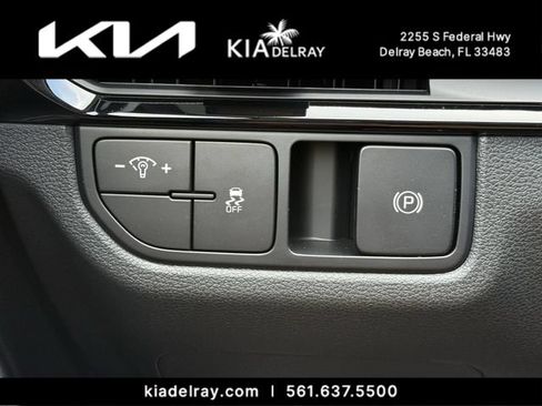 New 2026 Kia Sportage LX FWD image 24