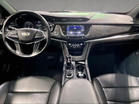 Used 2022 Cadillac XT5 Premium Luxury AWD/4WD image 7