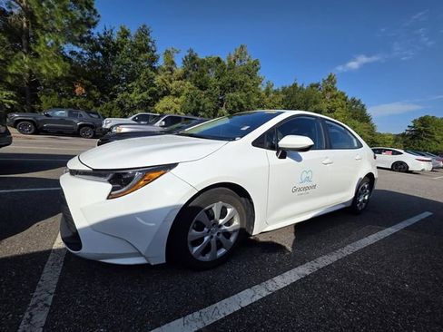 Used 2023 Toyota Corolla LE FWD image 14