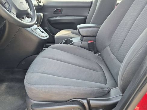 Used 2008 Kia Rondo LX FWD image 16