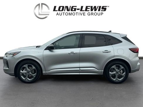Used 2024 Ford Escape ST-Line w/ Tech Pack #1 FWD image 2