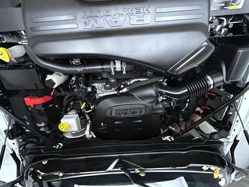 Used 2024 RAM 2500 Big Horn image 24