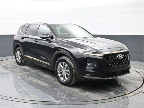 Used 2019 Hyundai Santa Fe SEL image 2