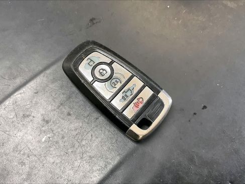 Used 2023 Ford Edge SE AWD/4WD image 19