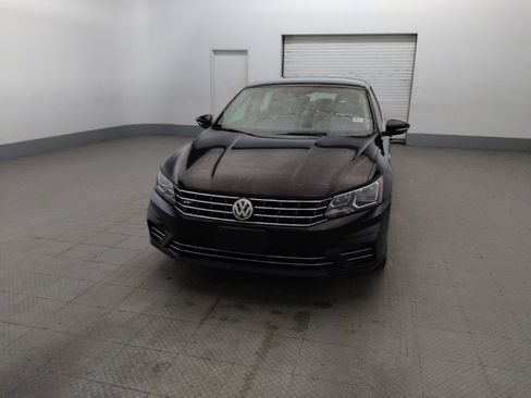 Used 2017 Volkswagen Passat 1.8T R-Line FWD image 15