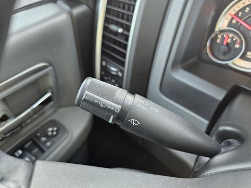 Used 2019 RAM 1500 Big Horn AWD/4WD image 44