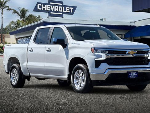 Used 2026 Chevrolet Silverado 1500 LT AWD/4WD image 32