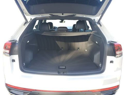 New 2026 Volkswagen Atlas Cross Sport SE image 25