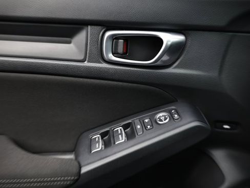 Used 2023 Honda Civic LX image 14