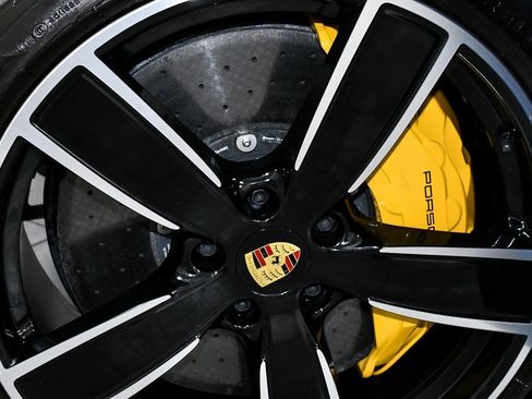 Used 2023 Porsche Cayenne Turbo S image 98