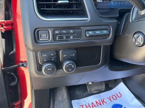 Used 2023 Chevrolet Tahoe High Country AWD/4WD image 11