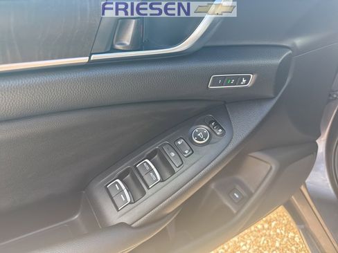 Used 2020 Honda Accord EX-L image 11