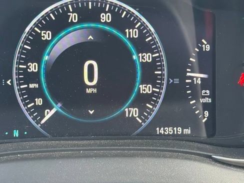 Used 2014 Buick LaCrosse Premium w/ Driver Confidence Package FWD image 11