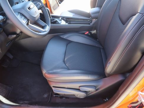 New 2026 Jeep Compass Latitude image 11