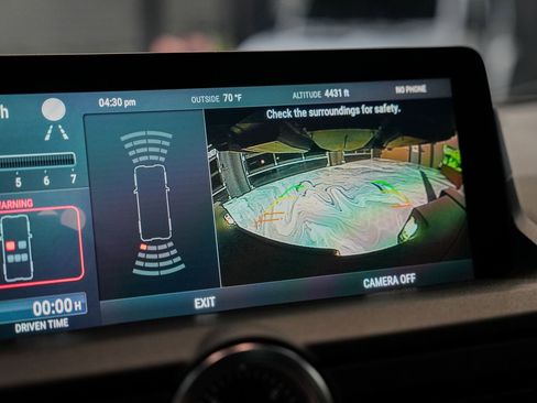 Used 2024 INEOS Grenadier Fieldmaster Edition AWD/4WD image 33