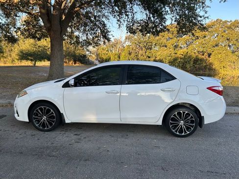 Used 2016 Toyota Corolla S image 2