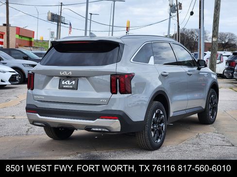 New 2026 Kia Sorento S w/ S Panoramic Sunroof Package image 4