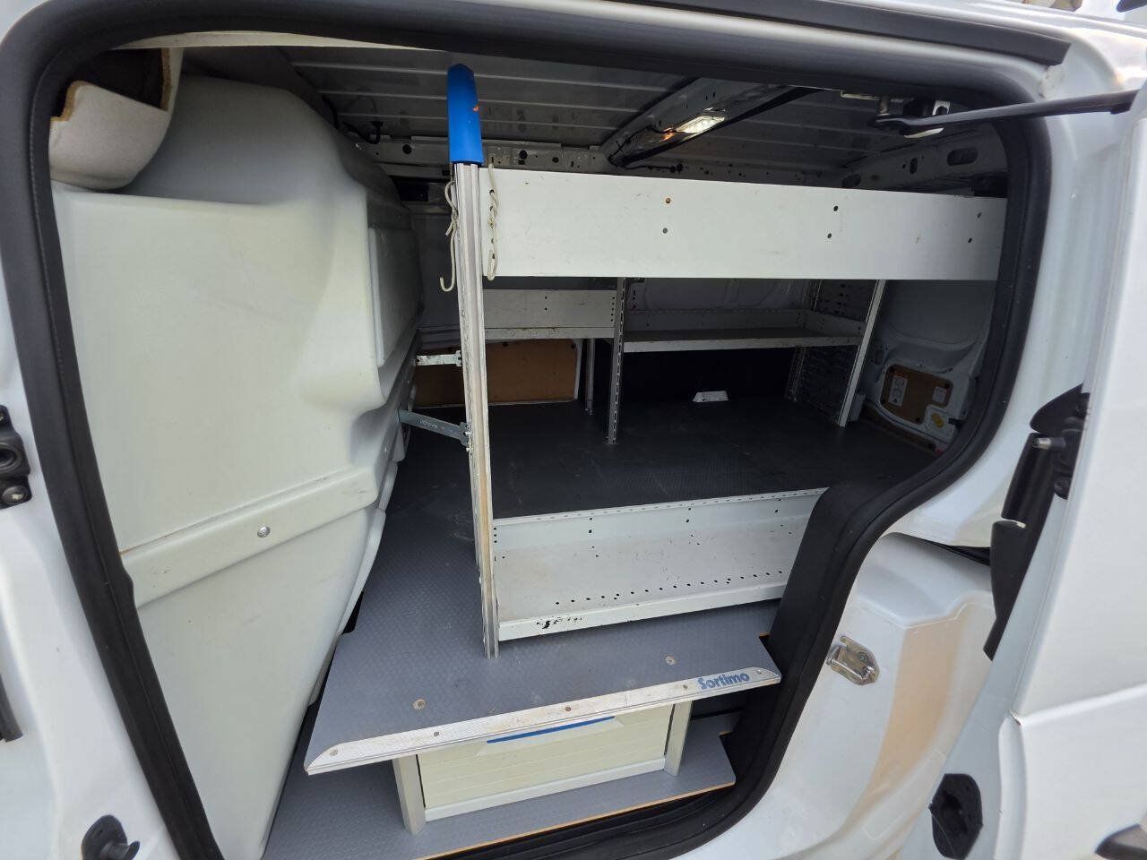 Used 2014 Ford Transit Connect XL FWD image 5