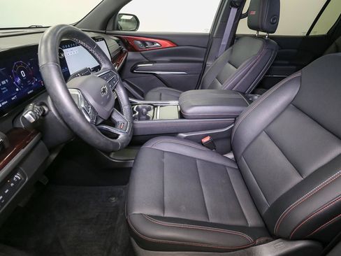 Used 2024 Chevrolet Traverse Z71 AWD/4WD image 41