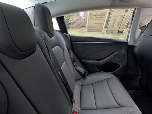 Used 2024 Tesla Model 3 Performance image 28